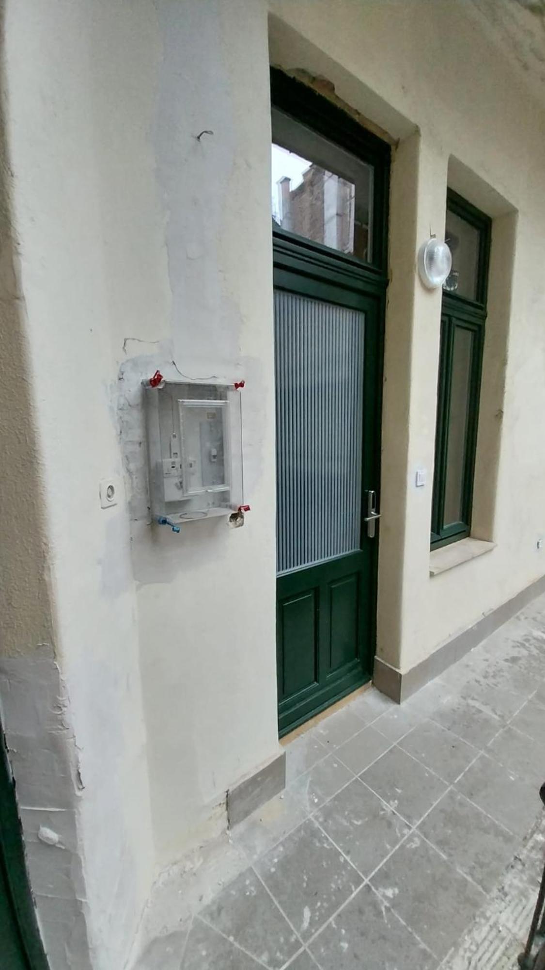 Szekely Apartment Near Deak Ferenc Square With Free Parking In Garage Budapest Bagian luar foto